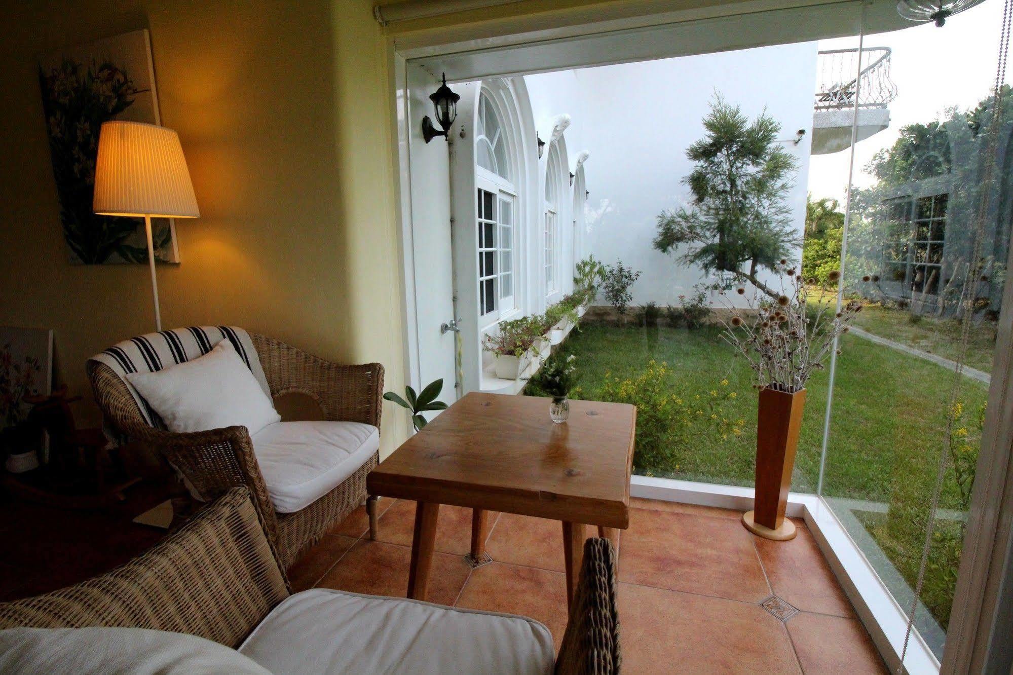 Bonjour Bebe Bed and Breakfast Heng-ch'un Exteriör bild