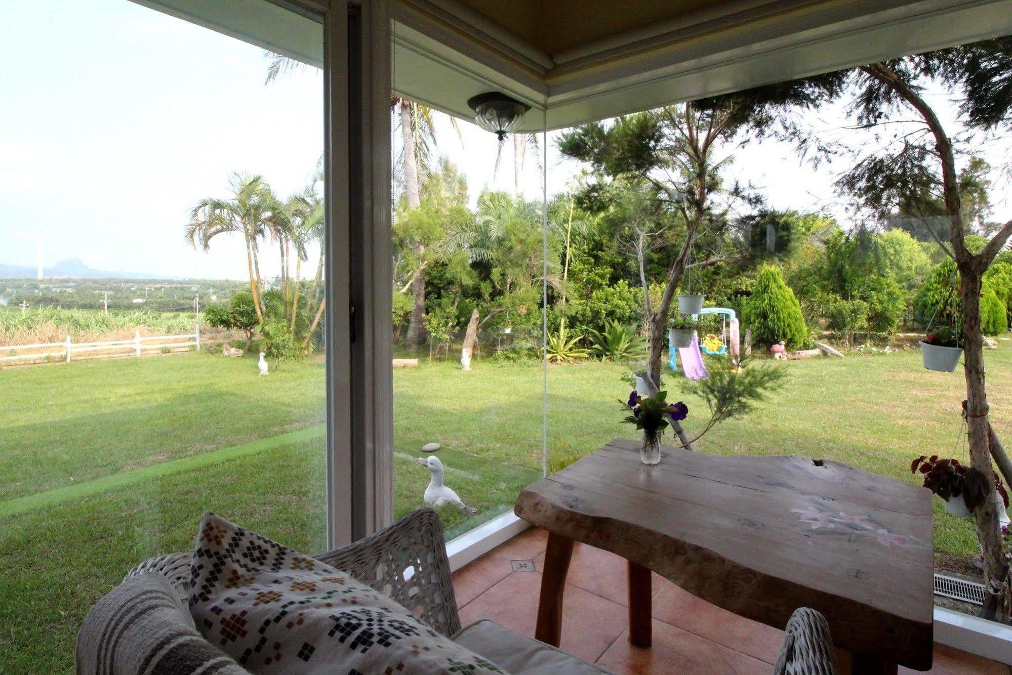 Bonjour Bebe Bed and Breakfast Heng-ch'un Exteriör bild
